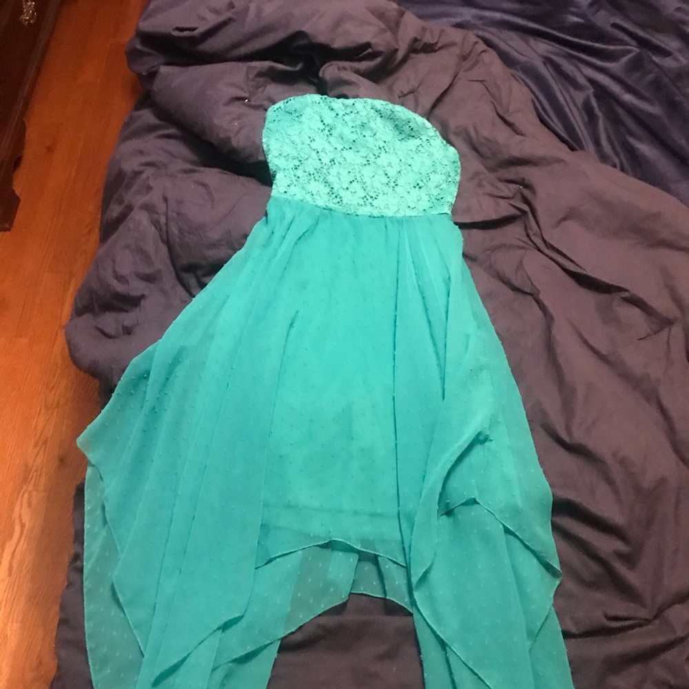 Dress strapless